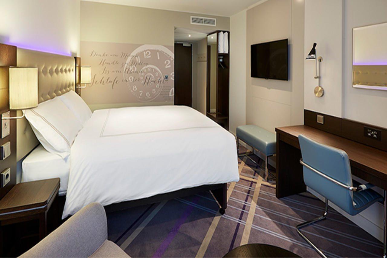 Premier Inn Hamburg City Bagian luar foto